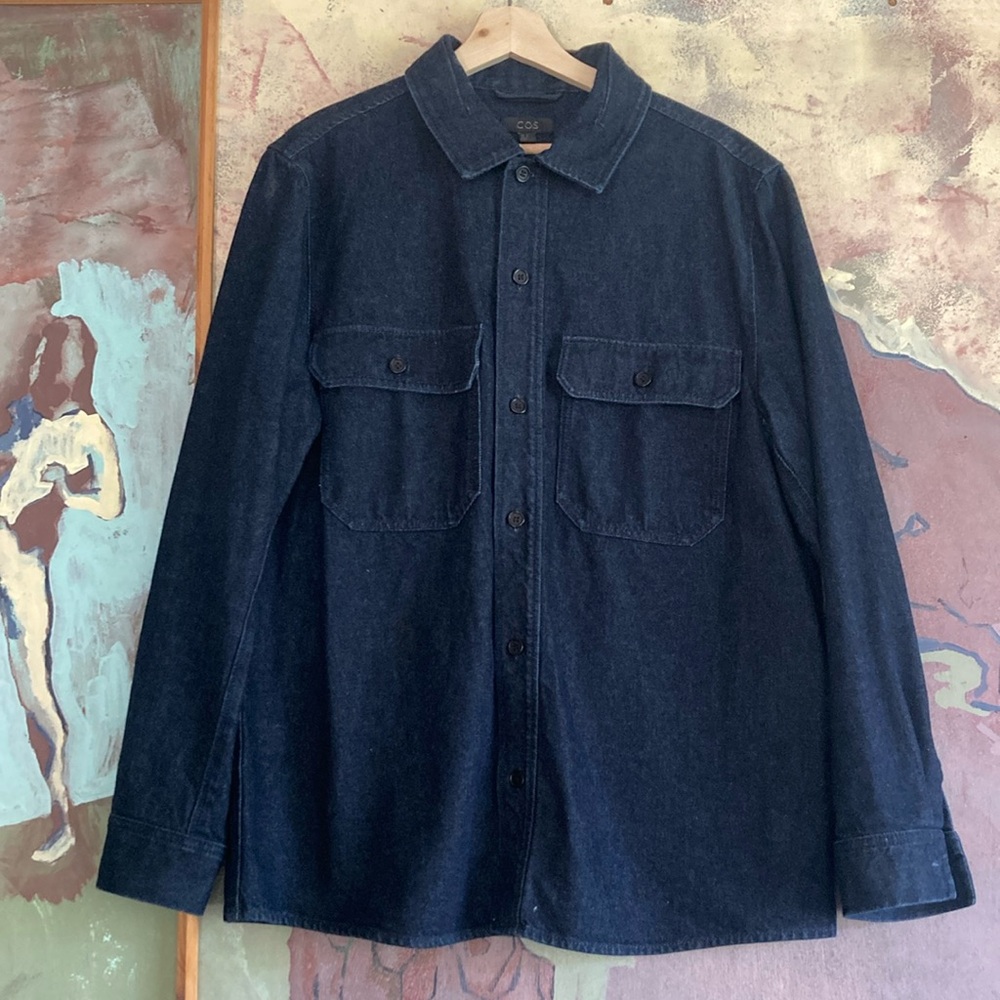 Mens COS dark denim button down shirt size Medium